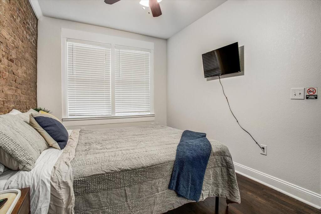 Oasis Midtown Kc- 2 Bedroom Apt Kansas City Esterno foto